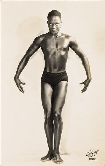 (FÉRAL BENGA) A suite of 4 real photo postcards of the iconic figure François Féral Benga.